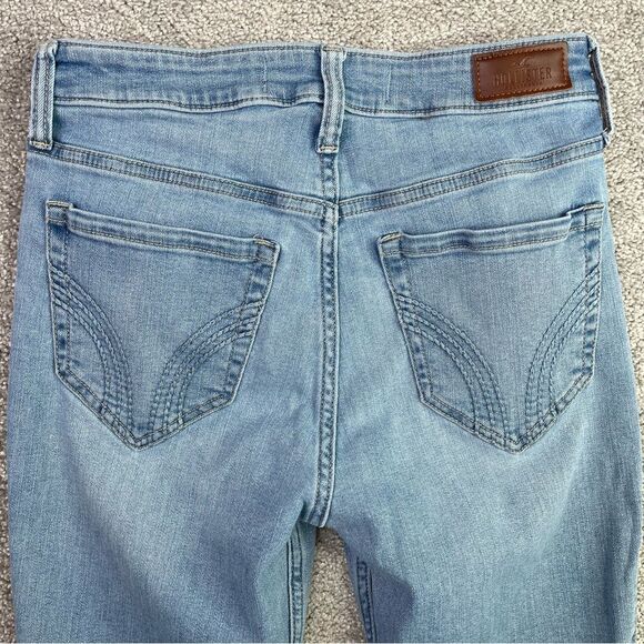Hollister Jeans Women's 28 Blue Flare High Rise Light Wash Soft Stretch - Picture 4 of 11